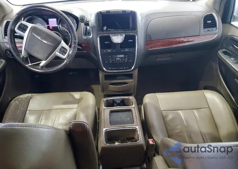 2016 Chrysler Town & Country Touring из США, поврежденный, VIN 2C4RC1BG9GR112861